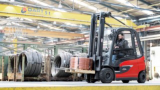 Der neue Linde-Elektrostapler E30 mit Linde Steer Control Der neue Linde-Elektrostapler E30 mit Linde Steer Control