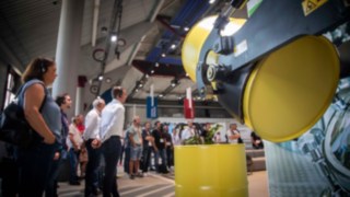 Ex-Schutz-Fahrzeuge von Linde bei der World of Material Handling 2022.