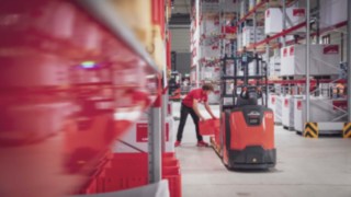 Order Picker N25 from Linde Material Handling at WoMH 2022.